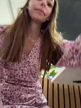 Stripchat Best live sex cam show of CrystalClean