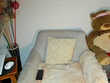 Stripchat Live Sex Cam of helena_copper_