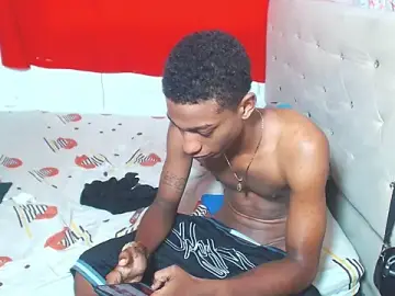 Stripchat Free Porn Cam of EvaxEmma