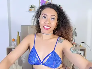 Stripchat Live Sex Cam of Zoe_Gruber