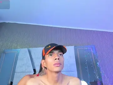 Stripchat Live Sex Cam of candyandmarilyn