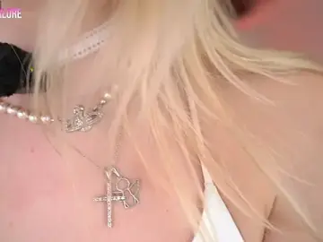 Stripchat Nude Webcam of LexieLoree