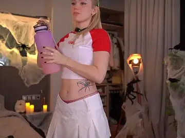 Stripchat Sex Cam of LexieLoree