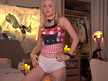 Stripchat Nude Webcam of LexieLoree