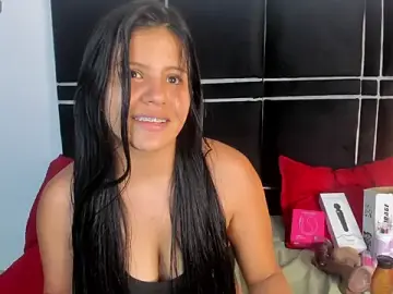 Stripchat Live Porn of sasha_roldann