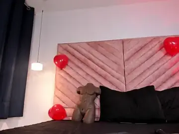 Stripchat Sex Cam of sasha_roldann