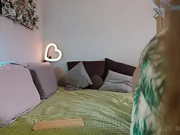 Stripchat Adult Webcam of MrsTenderBeast