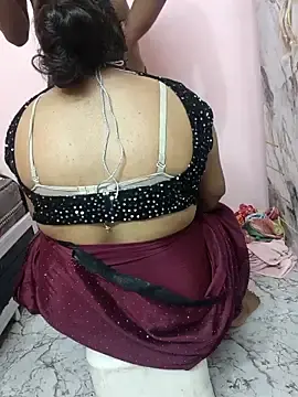 Stripchat Live Sex Cam of dhanshri143