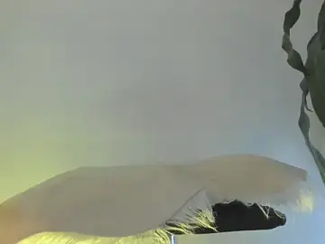 Stripchat Adult Webcam of Coral_Princex