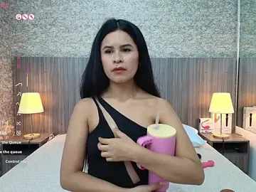 Stripchat Live Porn of maite_jhon