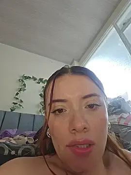 Stripchat Adult Webcam of valery_mora