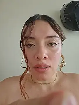 Stripchat Free Porn Cam of valery_mora