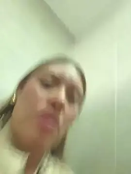 Stripchat Live Sex Cam of valery_mora