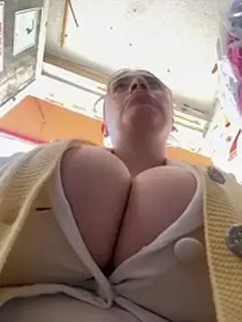 Stripchat Watch Live Sex Cams of valery_mora