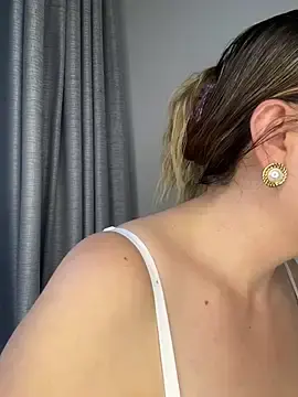 Stripchat Live Porn of valery_mora