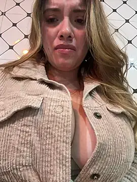 Stripchat Best live sex cam show of valery_mora