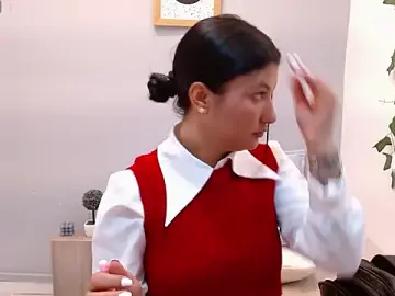 Stripchat Live Sex Cam of louis_k