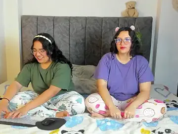 Stripchat Adult Video Chat of maddie-and-chelsea-