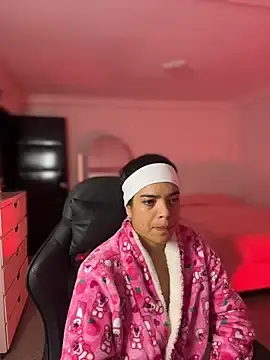 Stripchat Free Porn Cam of JuanitaMore01