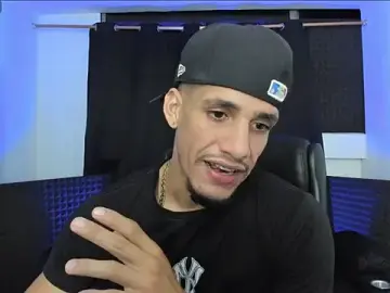 Stripchat Watch Live Sex Cams of jhonnysnow17
