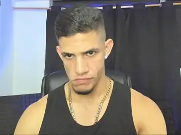 Stripchat Sex Cam of jhonnysnow17