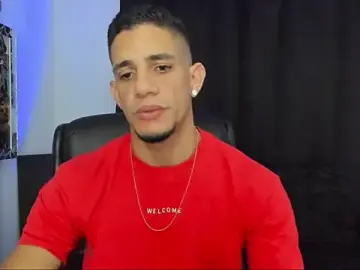Stripchat Best live sex cam show of jhonnysnow17