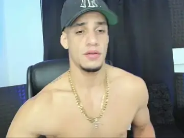 Stripchat Best live sex cam show of jhonnysnow17