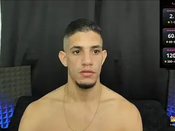 Stripchat Free Porn Cam of jhonnysnow17