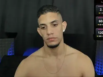 Stripchat Best live sex cam show of jhonnysnow17