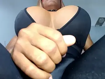 Stripchat Adult Webcams of paulabigcock