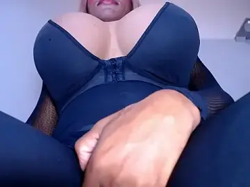Stripchat Nude Webcam of paulabigcock