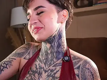 Stripchat Free Live Porn of AliceShazaham_