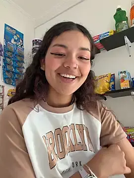 Stripchat Watch Live Sex Cams of Camilla_Miller01