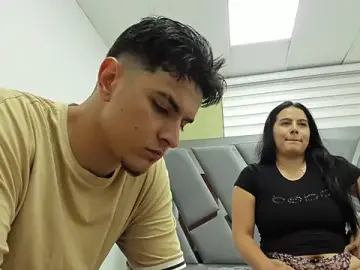 Stripchat Live Sex of DAVID_VICTORIAA