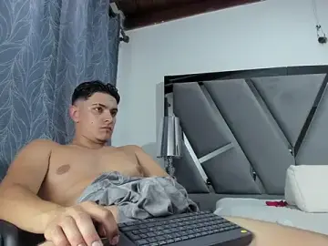 Stripchat Adult Webcams of DAVID_VICTORIAA