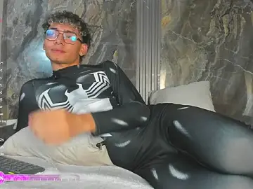 Stripchat Adult Webcams of Daviid_laidd