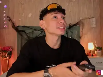 Stripchat Free Porn Cam of Daviid_laidd