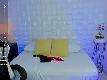 Stripchat Best live sex cam show of iris_torrez_