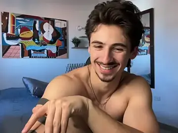 Stripchat Sex Cam of David_Brown18