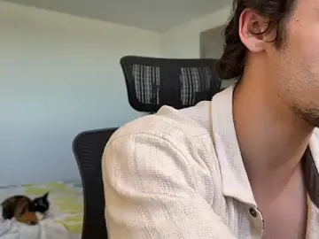 Stripchat Free Live Porn of David_Brown18