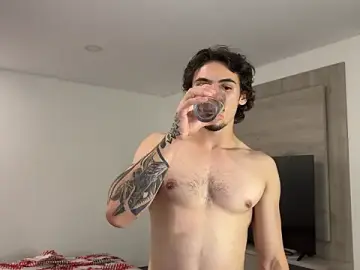 Stripchat Adult Webcam of David_Brown18