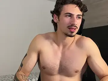 Stripchat Free Live Porn of David_Brown18