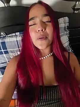 Stripchat Adult Webcam of NicollCampos