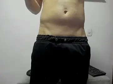 Stripchat Free Live Porn of RyanHorseman