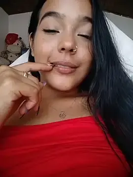 Stripchat Free Porn Cam of SweetFortuner