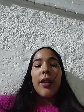 Stripchat Free Porn Cam of SweetFortuner