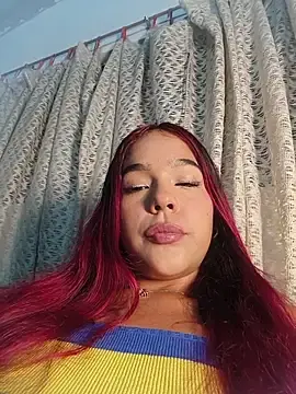 Stripchat Live Sex Cam of SweetFortuner
