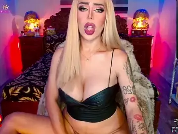 Stripchat Sex Cam of _QueenGoddess_
