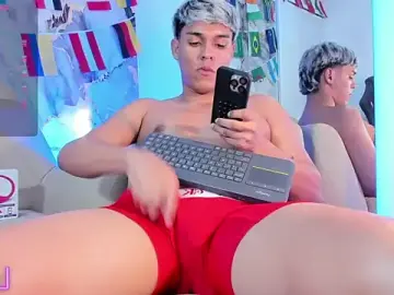 Stripchat Adult Webcam of ryan_carter08