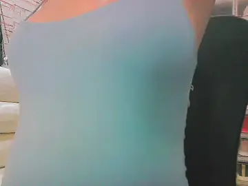 Stripchat Live Sex Cam of keepmepregnantT